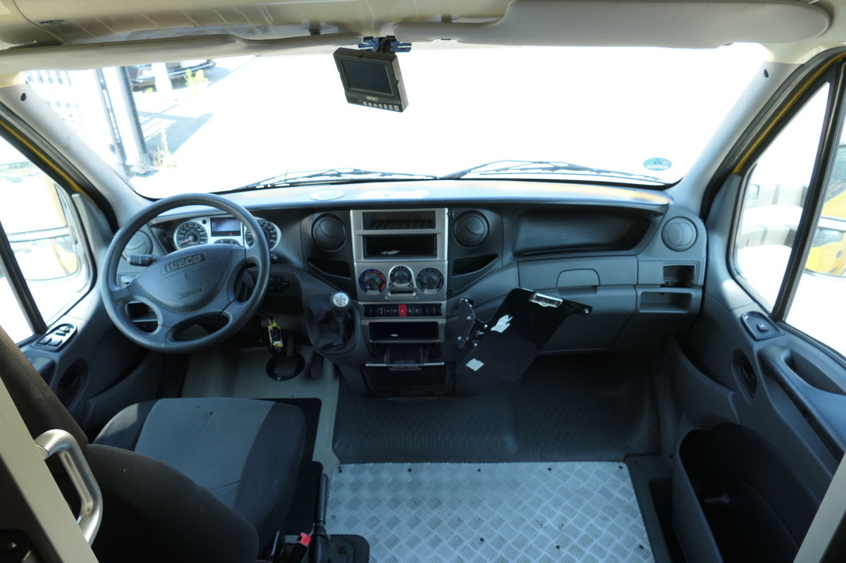 Fourgon grand volume IVECO Daily 35 S11 C30C AUTOMATIK KAMERA MAXI Regale D: photos 6