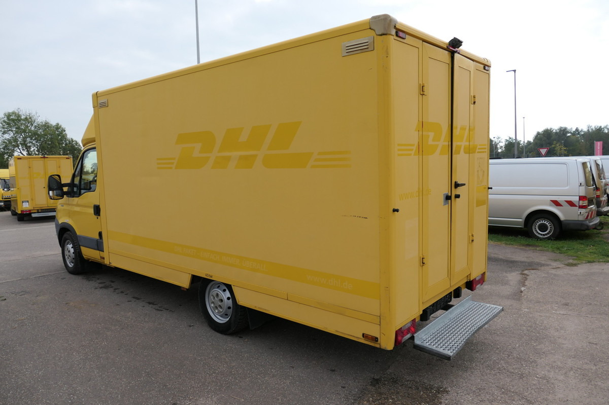 IVECO Daily 35 S11 C30C AUTOMATIK KAMERA Regale LUFT - Fourgon grand volume: photos 4 IVECO Daily 35 S11 C30C AUTOMATIK KAMERA Regale LUFT - Fourgon grand volume: photos 4