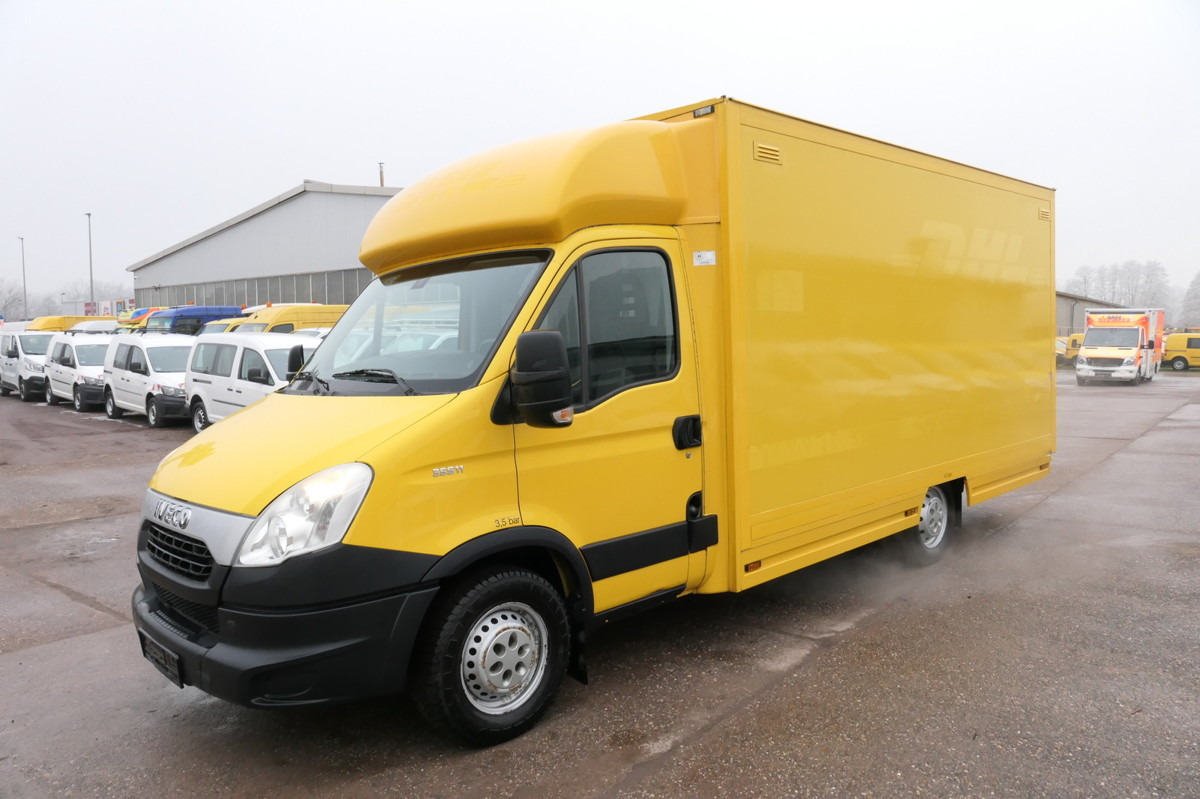 IVECO Daily 35 S11 C30C AUTOMATIK KAMERA Regale LUFT D - Fourgon grand volume: photos 1 IVECO Daily 35 S11 C30C AUTOMATIK KAMERA Regale LUFT D - Fourgon grand volume: photos 1