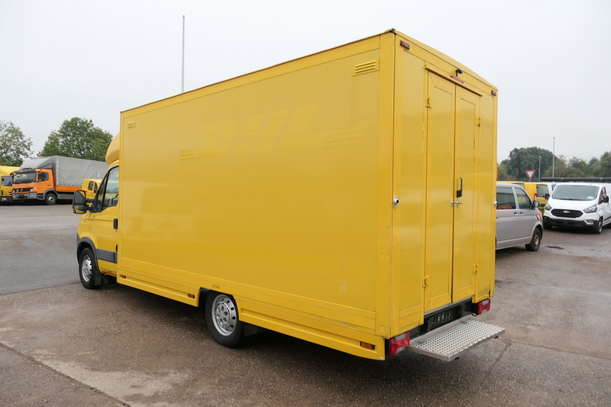 IVECO Daily 35 S11 C30C AUTOMATIK KAMERA Regale LUFT D - Fourgon grand volume: photos 4 IVECO Daily 35 S11 C30C AUTOMATIK KAMERA Regale LUFT D - Fourgon grand volume: photos 4