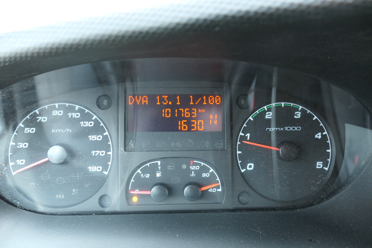 Fourgon grand volume IVECO Daily 35 S11 C30C AUTOMATIK KAMERA Regale LUFT D: photos 12