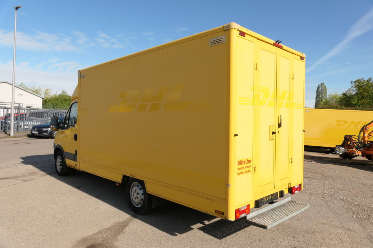 IVECO Daily 35 S11 C30C AUTOMATIK KAMERA Regale LUFT D - Fourgon grand volume: photos 4 IVECO Daily 35 S11 C30C AUTOMATIK KAMERA Regale LUFT D - Fourgon grand volume: photos 4