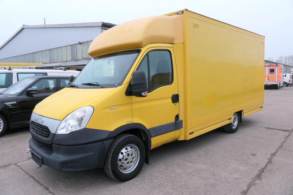 IVECO Daily 35 S11 C30C AUTOMATIK KAMERA Regale LUFT D - Fourgon grand volume: photos 1 IVECO Daily 35 S11 C30C AUTOMATIK KAMERA Regale LUFT D - Fourgon grand volume: photos 1