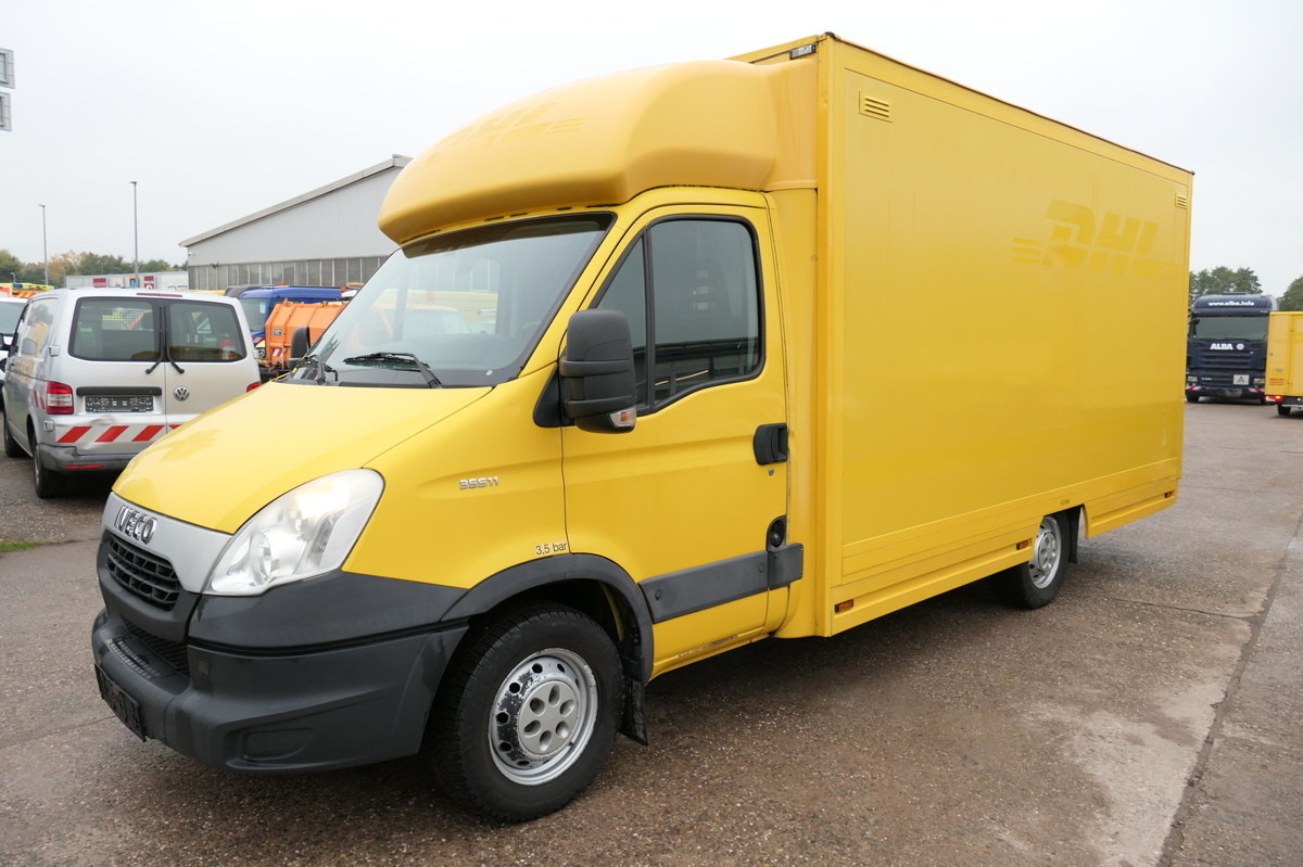 IVECO Daily 35 S11 C30C AUTOMATIK KAMERA Regale LUFT D - Fourgon grand volume: photos 1 IVECO Daily 35 S11 C30C AUTOMATIK KAMERA Regale LUFT D - Fourgon grand volume: photos 1