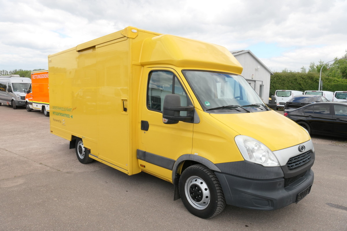 IVECO Daily 35 S11 C30C ELEKTRO COC Umbau Firma Orten - Fourgon grand volume, Utilitaire électrique: photos 2 IVECO Daily 35 S11 C30C ELEKTRO COC Umbau Firma Orten - Fourgon grand volume, Utilitaire électrique: photos 2