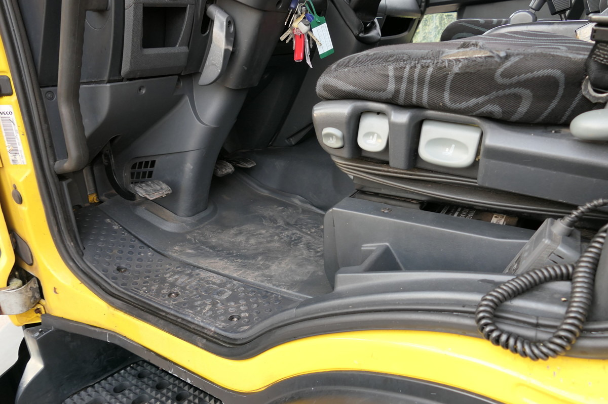 IVECO EuroCargo ML 120 E 28 AHK LBW - crédit-bail IVECO EuroCargo ML 120 E 28 AHK LBW: photos 11 IVECO EuroCargo ML 120 E 28 AHK LBW - crédit-bail IVECO EuroCargo ML 120 E 28 AHK LBW: photos 11