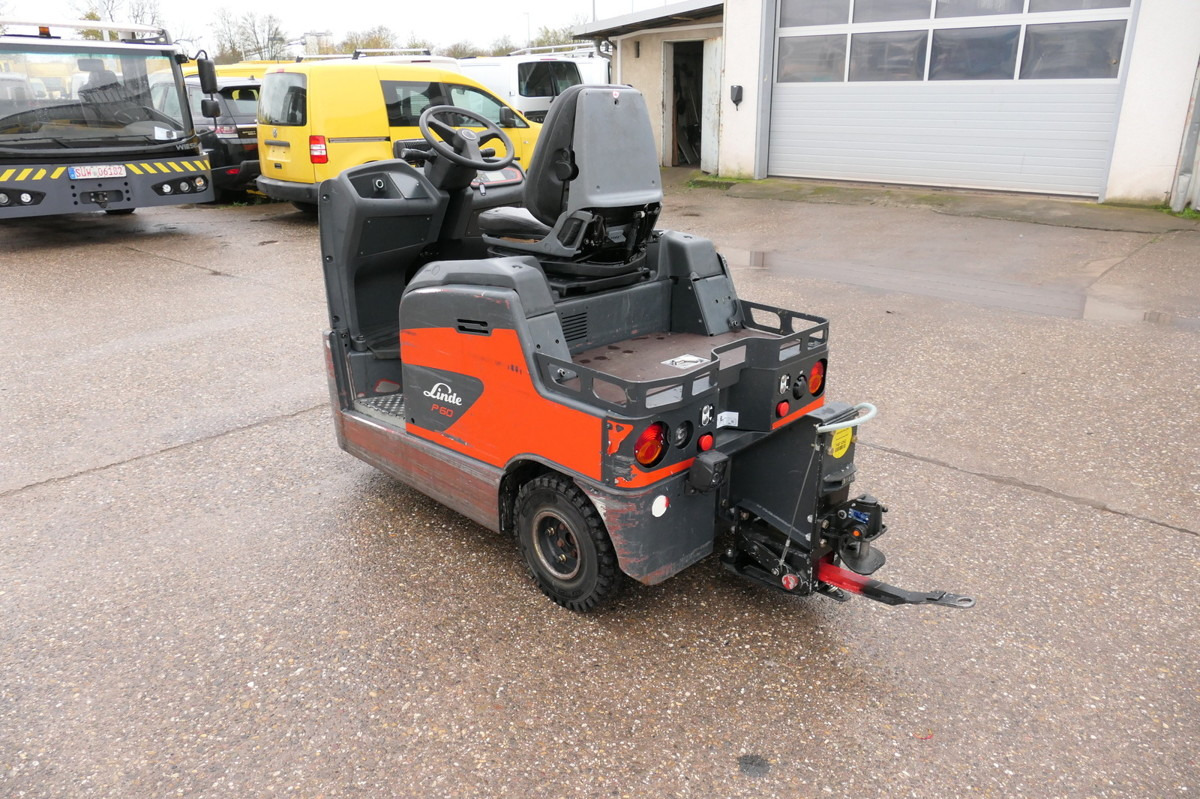 LINDE P 60 Z Schlepper Batterie 40/2020 3-Rad - Chariot tracteur: photos 3 LINDE P 60 Z Schlepper Batterie 40/2020 3-Rad - Chariot tracteur: photos 3