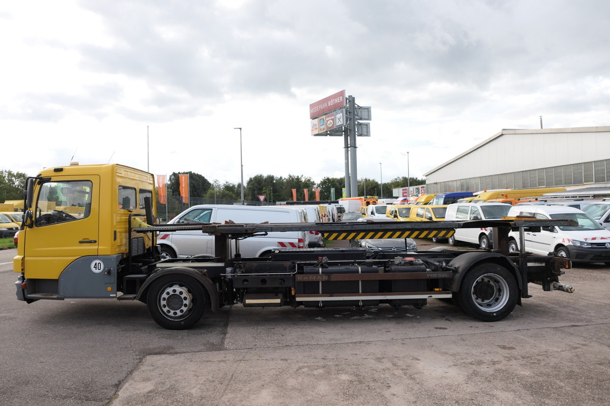 MERCEDES-BENZ KAMAG WBH 25 Wiesel Sattelkupplung Umsetzfahrz. - Camion porte-conteneur/ Caisse mobile: photos 2 MERCEDES-BENZ KAMAG WBH 25 Wiesel Sattelkupplung Umsetzfahrz. - Camion porte-conteneur/ Caisse mobile: photos 2