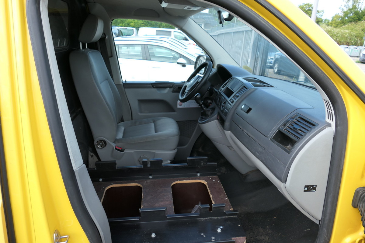 VW T5 Transporter 2.0 TDI EURO-5 2xSCHIEBETÜR PARKT - Fourgonnette: photos 5 VW T5 Transporter 2.0 TDI EURO-5 2xSCHIEBETÜR PARKT - Fourgonnette: photos 5
