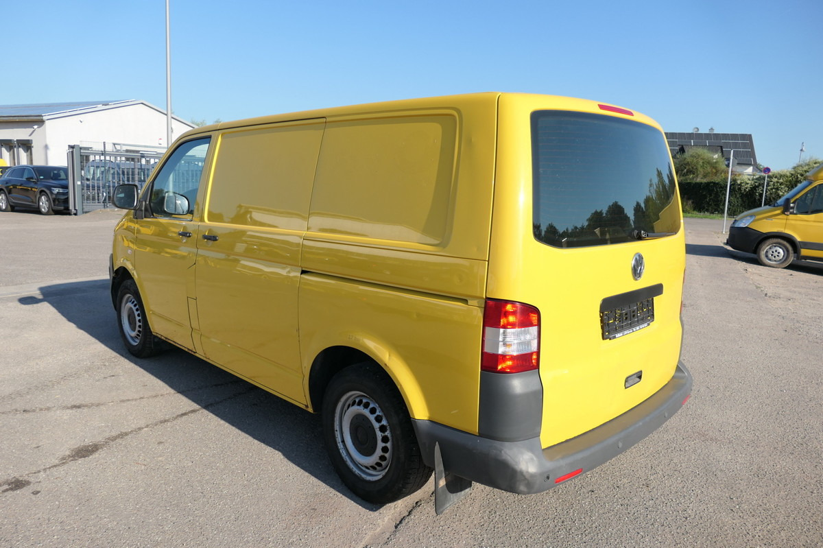VW T5 Transporter 2.0 TDI PARKTRONIK 2xSCHIEBETÜR C - Fourgonnette: photos 5 VW T5 Transporter 2.0 TDI PARKTRONIK 2xSCHIEBETÜR C - Fourgonnette: photos 5