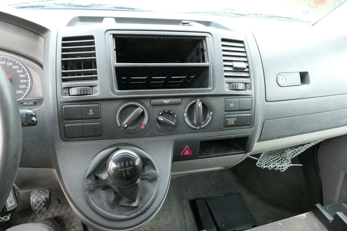 Fourgonnette VW T5 Transporter 2.0 TDI PARKTRONIK EURO-5 2xSCHIE: photos 9