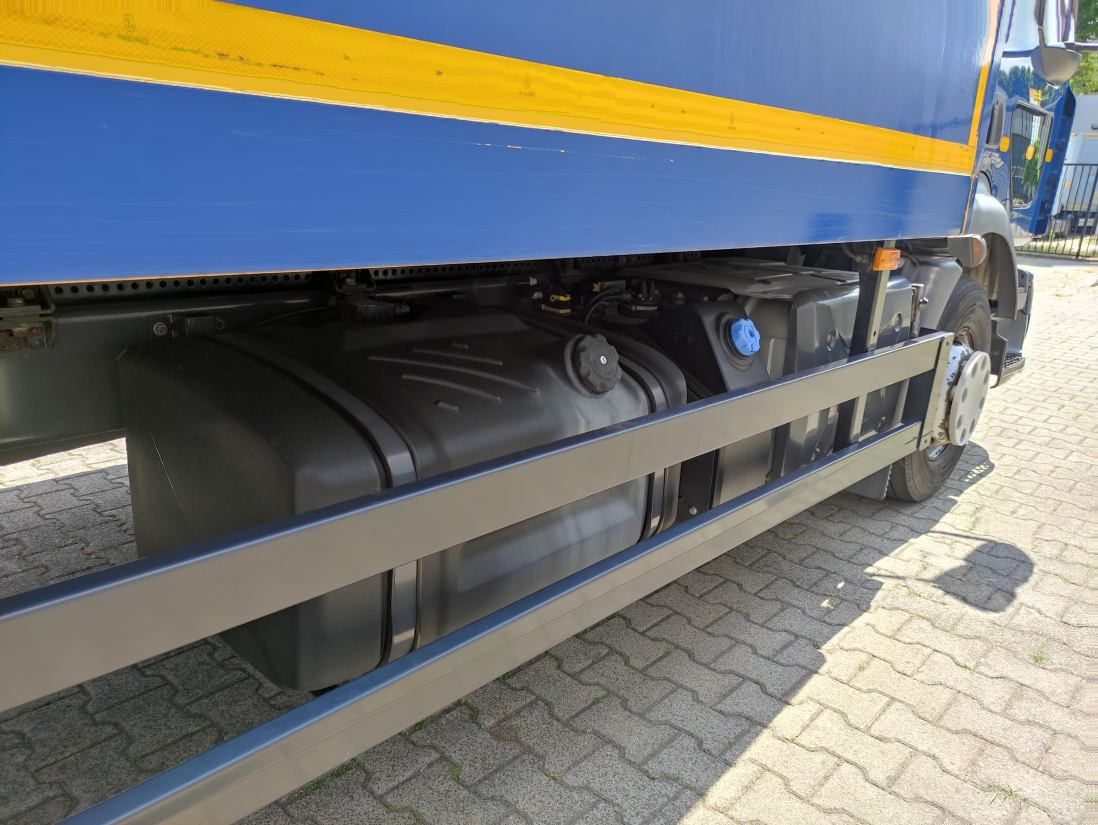 Camion fourgon Renault D 14 240 4X2 - 319.854Km: photos 10