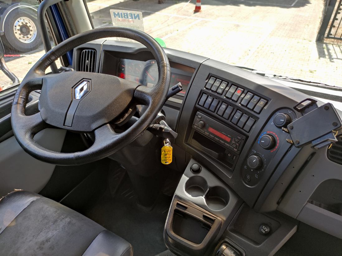 Camion fourgon Renault D 14 240 4X2 - 319.854Km: photos 7