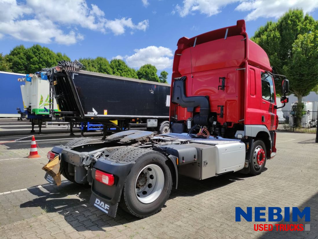 DAF CF 440 4x2 - Space cab - Tracteur routier: photos 2 DAF CF 440 4x2 - Space cab - Tracteur routier: photos 2