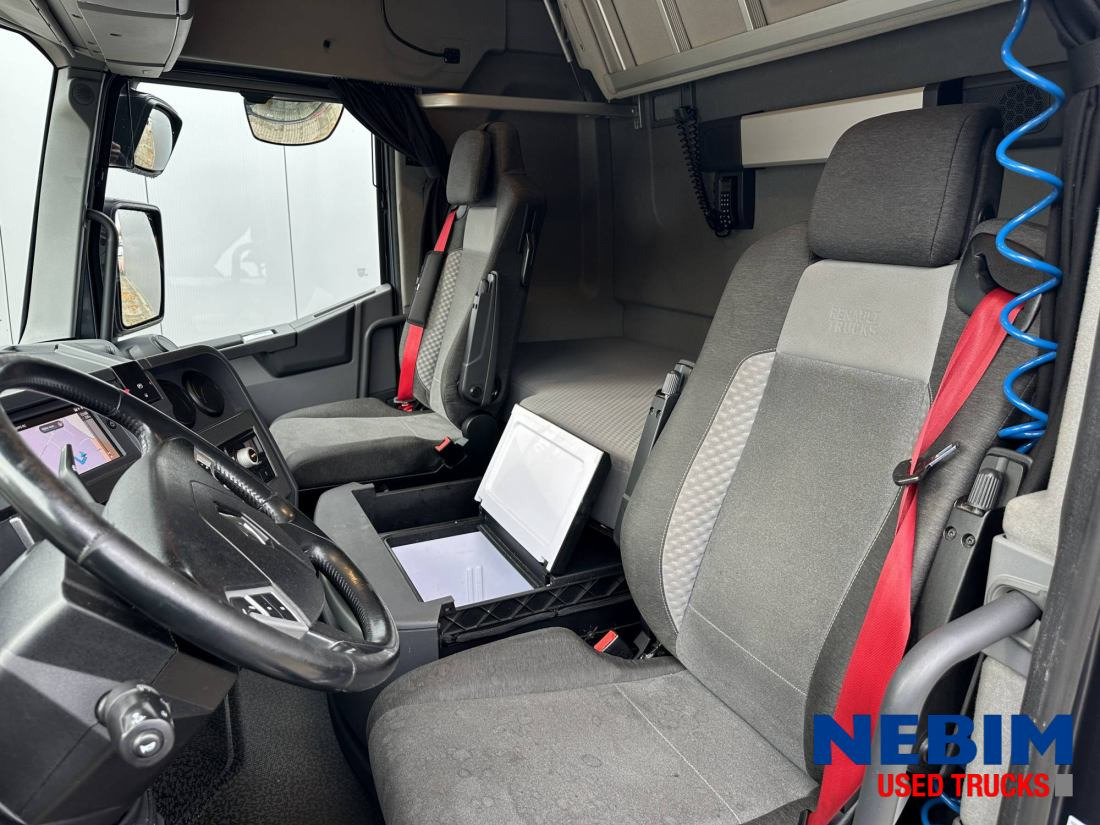 Renault T HIGH 480 251.590km - Tracteur routier: photos 3 Renault T HIGH 480 251.590km - Tracteur routier: photos 3