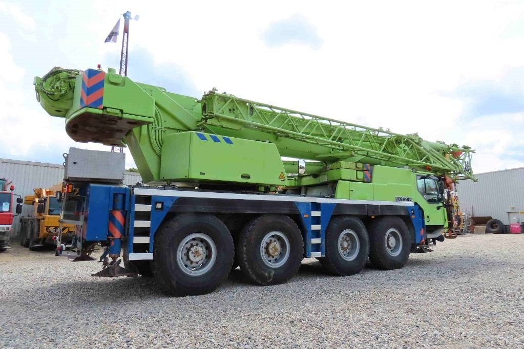 Liebherr LTM 1070-4.1 - Grue tout-terrain: photos 3 Liebherr LTM 1070-4.1 - Grue tout-terrain: photos 3