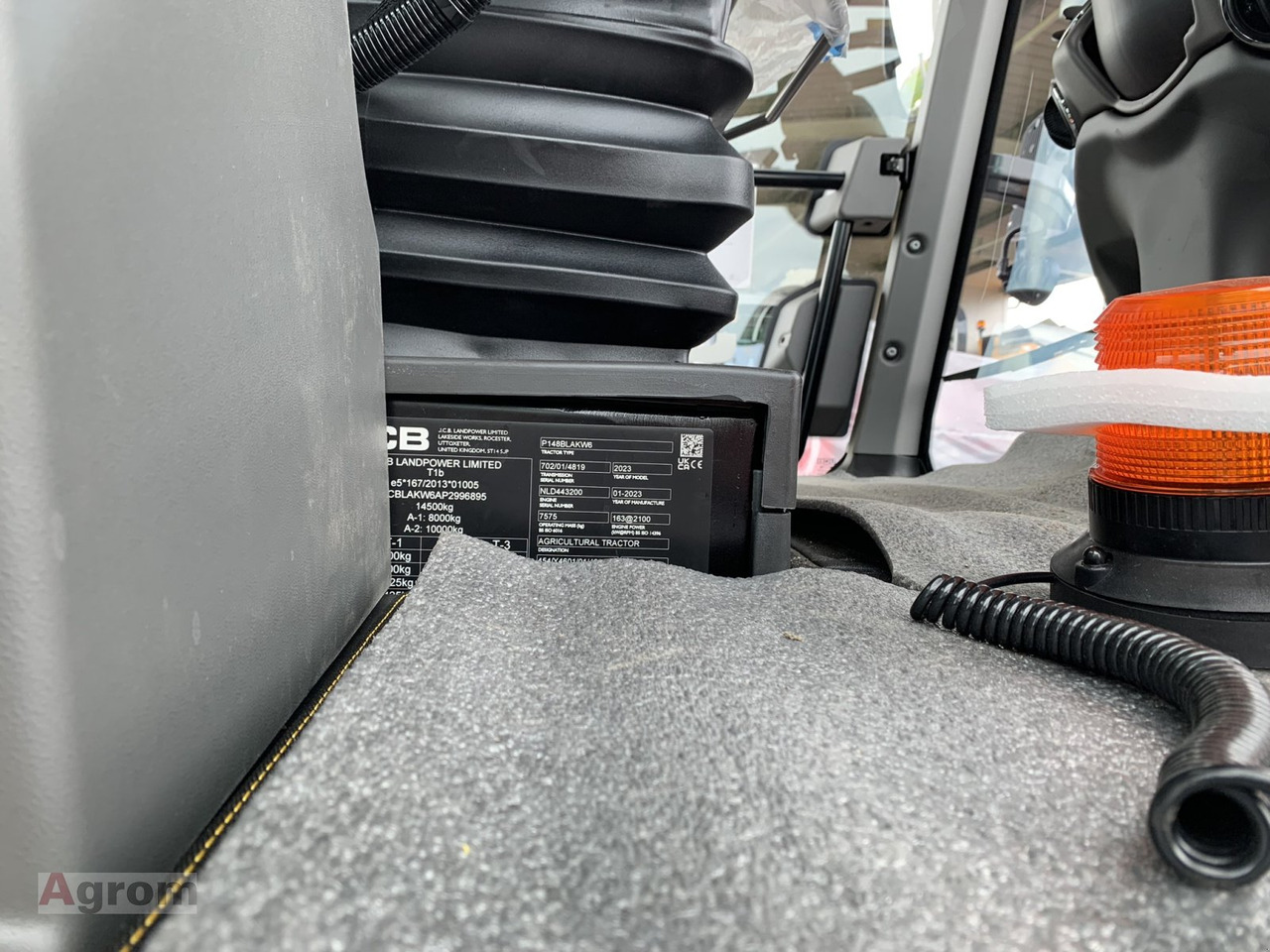 JCB Fastrac 4220 iCON - crédit-bail JCB Fastrac 4220 iCON: photos 18