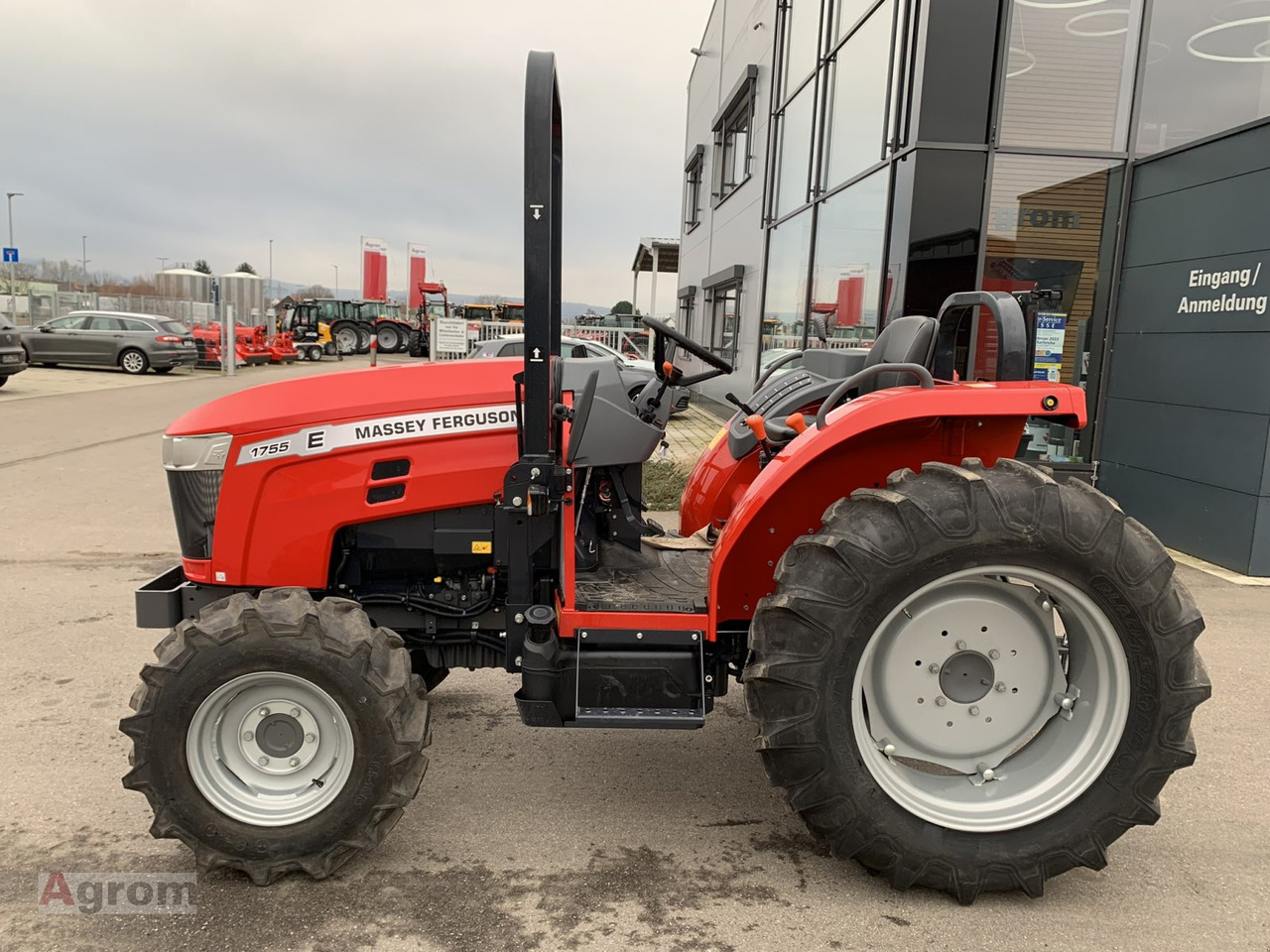 Massey Ferguson 1755 E - Tracteur agricole: photos 2 Massey Ferguson 1755 E - Tracteur agricole: photos 2