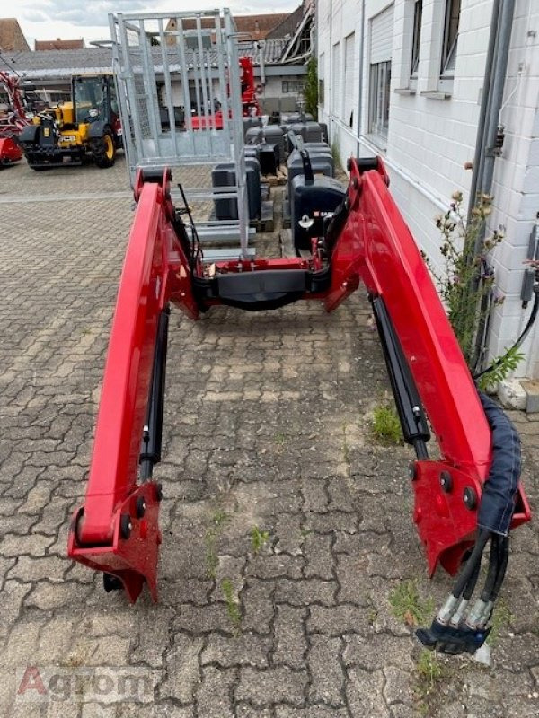 Massey Ferguson 4327 - Chargeur frontal pour tracteur: photos 3 Massey Ferguson 4327 - Chargeur frontal pour tracteur: photos 3