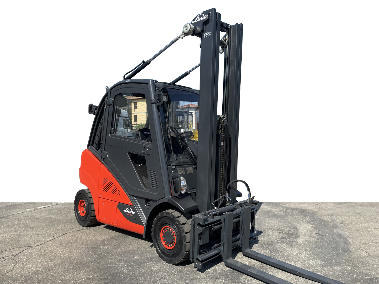 LINDE H 25 D - Chariot élévateur diesel: photos 1 LINDE H 25 D - Chariot élévateur diesel: photos 1