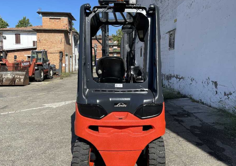 Linde E 25 -387 (Batteria NUOVA) - Chariot élévateur électrique: photos 5 Linde E 25 -387 (Batteria NUOVA) - Chariot élévateur électrique: photos 5
