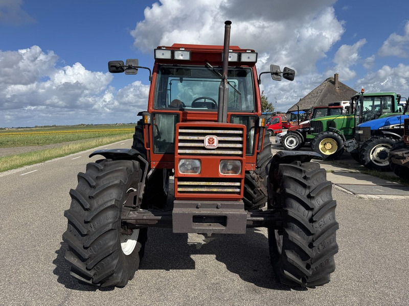 Fiat 110-90 DT - Tracteur agricole: photos 2 Fiat 110-90 DT - Tracteur agricole: photos 2