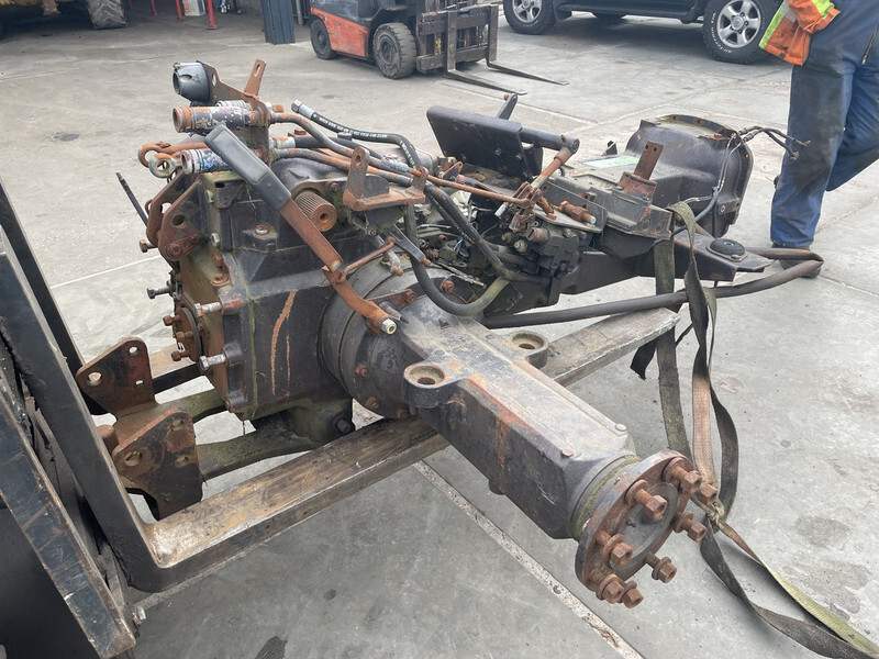 Fiat 80/90DT - Essieu et pièces: photos 5 Fiat 80/90DT - Essieu et pièces: photos 5