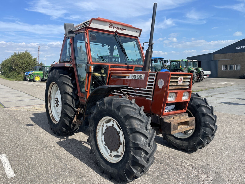 Fiat 90-90 DT - Tracteur agricole: photos 3 Fiat 90-90 DT - Tracteur agricole: photos 3