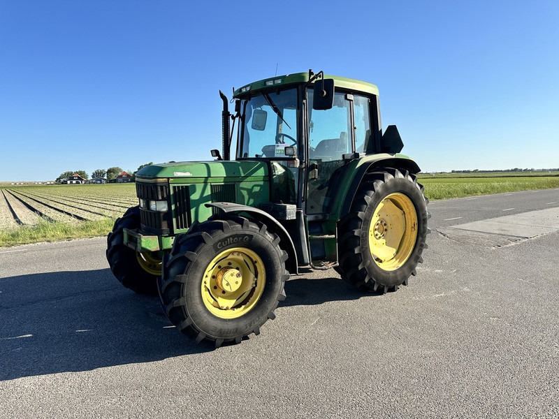 John Deere 6400 - Tracteur agricole: photos 1 John Deere 6400 - Tracteur agricole: photos 1