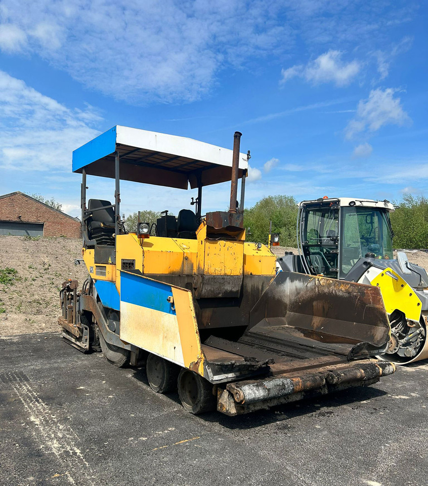 ABG Titan 473-2 - Finisseur: photos 2 ABG Titan 473-2 - Finisseur: photos 2