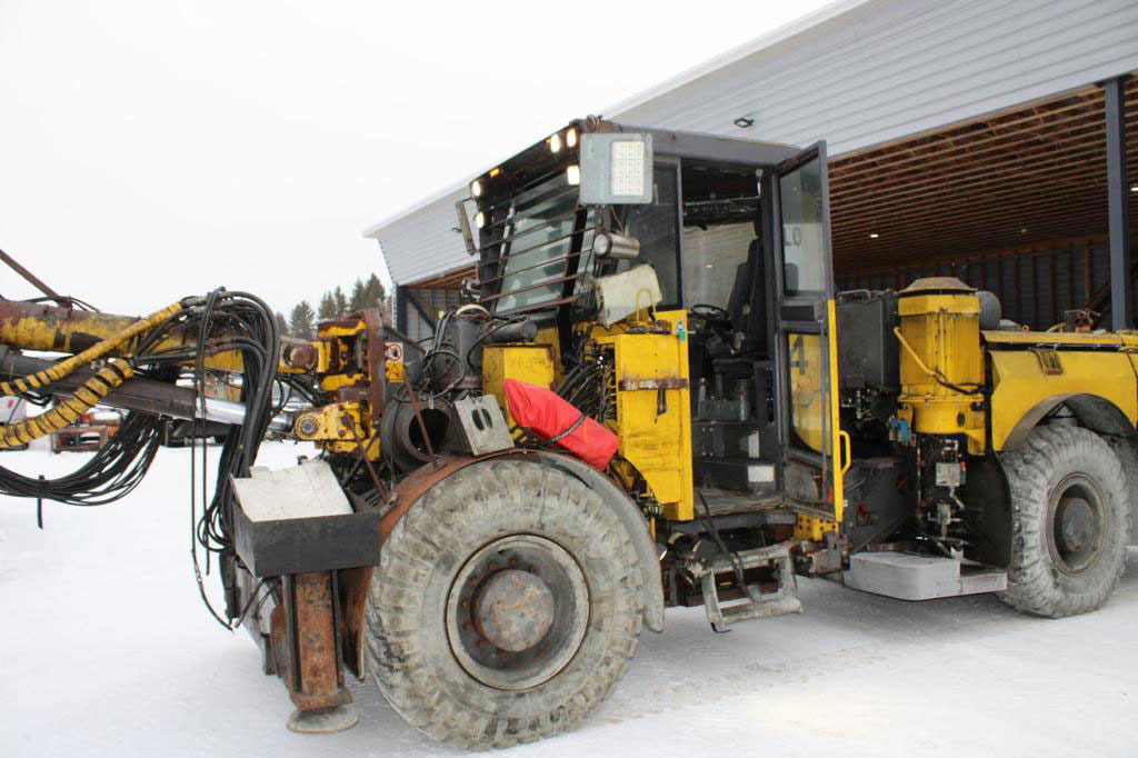 Atlas Copco Boltec LC - Machine d'exploitation minière: photos 3 Atlas Copco Boltec LC - Machine d'exploitation minière: photos 3