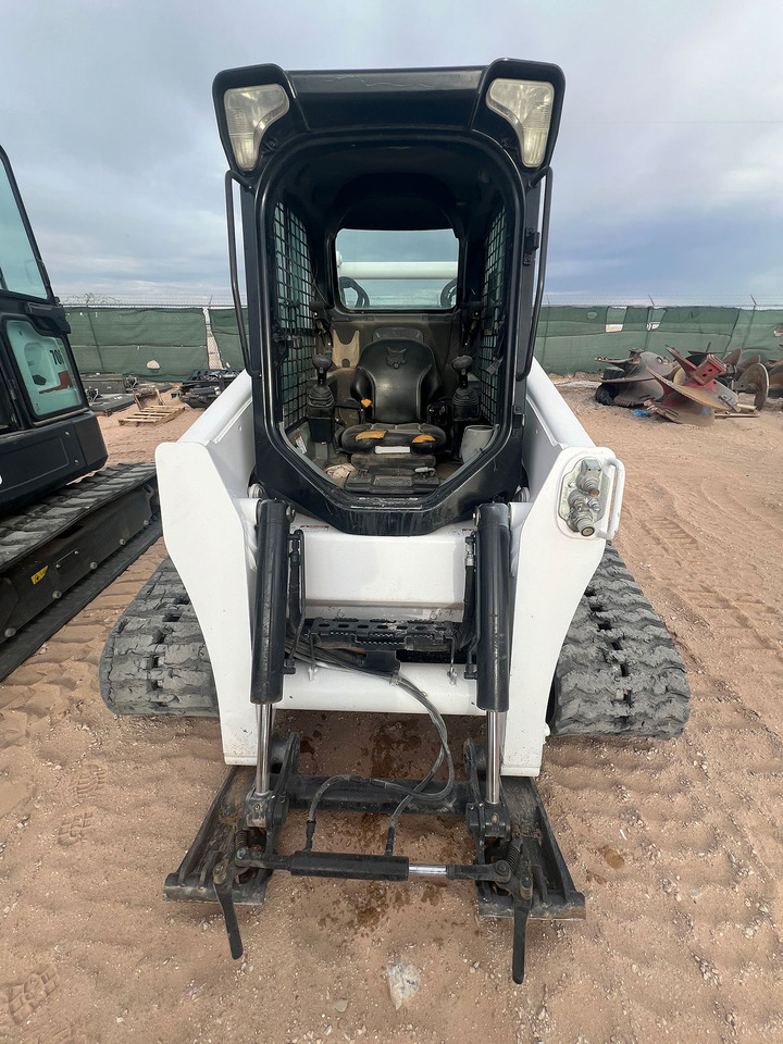 Mini chargeuse Bobcat T870: photos 6