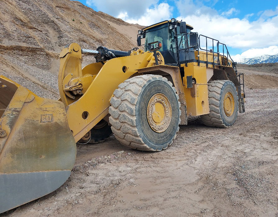 Caterpillar 988K - Chargeuse sur pneus: photos 2 Caterpillar 988K - Chargeuse sur pneus: photos 2