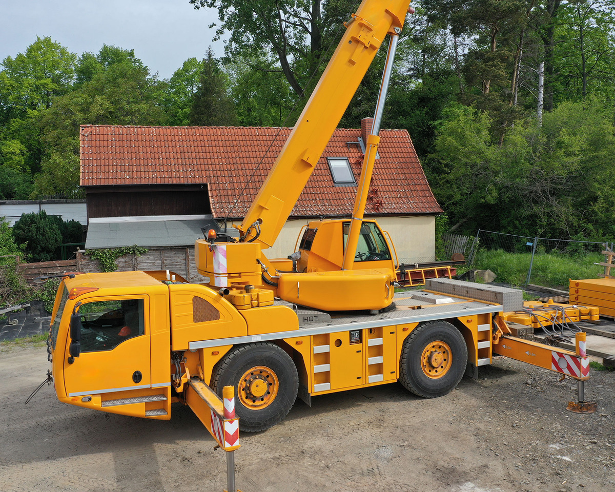 Demag AC 40-2L - Grue mobile: photos 1 Demag AC 40-2L - Grue mobile: photos 1