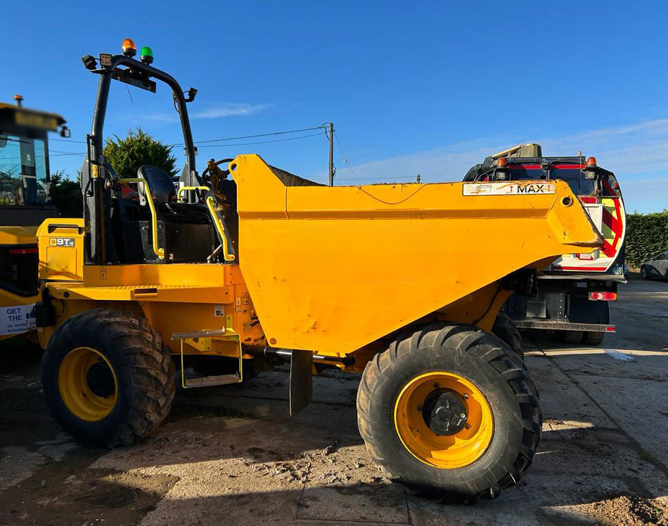 JCB 9T-2 - Mini tombereau: photos 1 JCB 9T-2 - Mini tombereau: photos 1