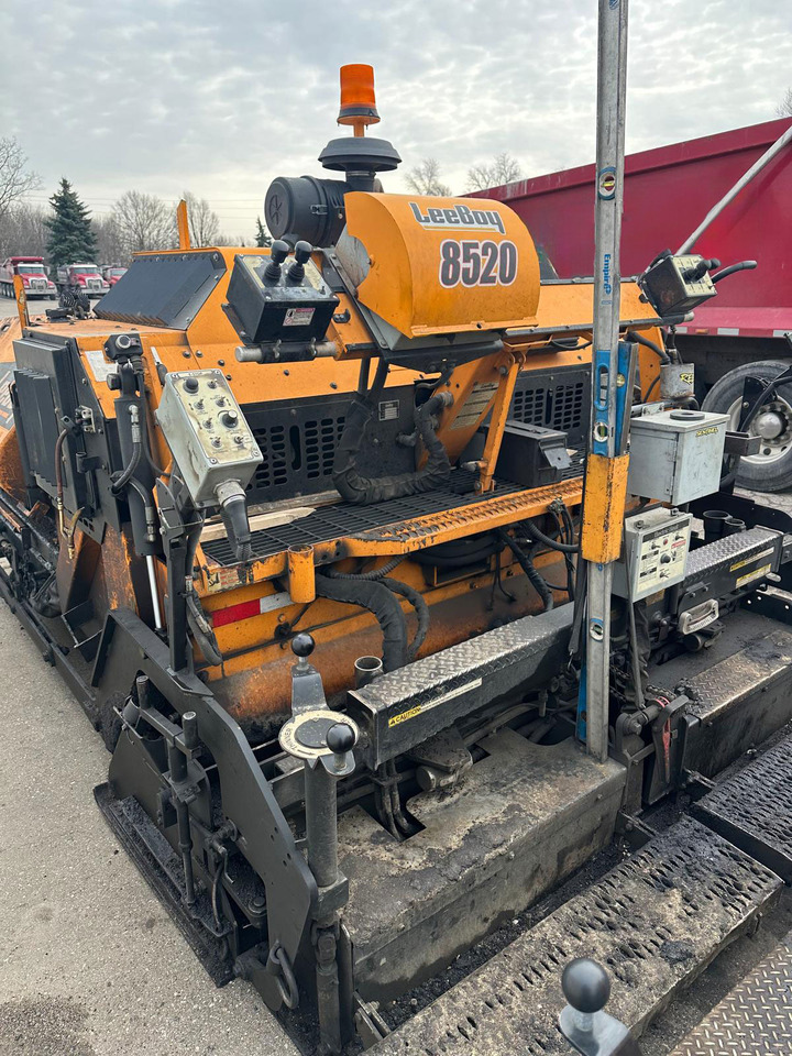 Finisseur Leeboy 8520: photos 6