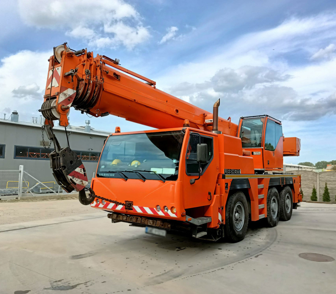 Liebherr LTM 1045-3.1 - Grue mobile: photos 1 Liebherr LTM 1045-3.1 - Grue mobile: photos 1