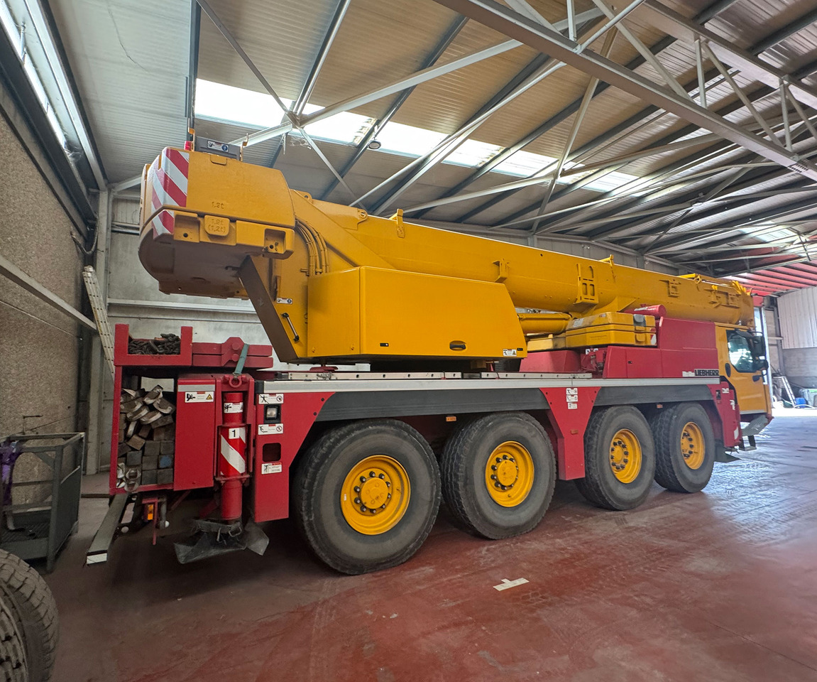 Liebherr LTM 1070-4.2 - Grue mobile: photos 3 Liebherr LTM 1070-4.2 - Grue mobile: photos 3