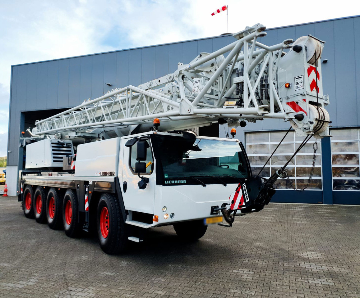 Liebherr LTM 1095-5.1 - Grue mobile: photos 3 Liebherr LTM 1095-5.1 - Grue mobile: photos 3