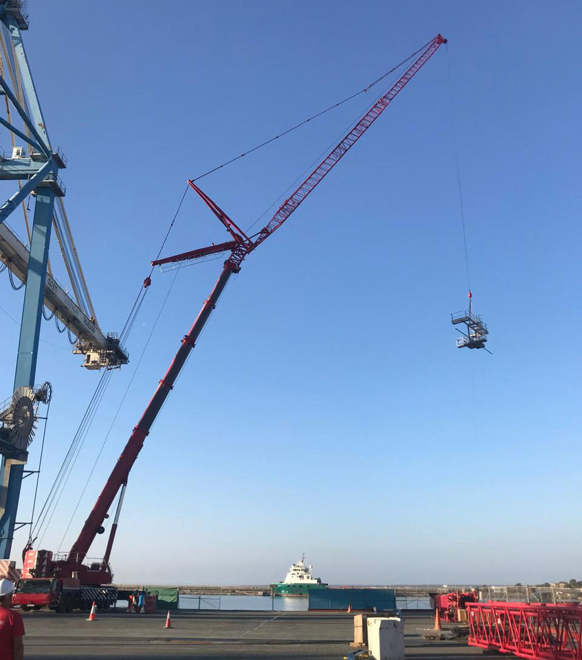 Liebherr LTM 1350-6.1 - Grue mobile: photos 5 Liebherr LTM 1350-6.1 - Grue mobile: photos 5