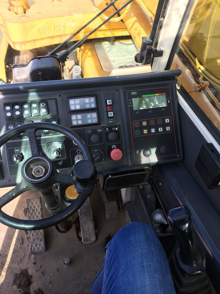 Grue mobile PPM ATF 400-3: photos 6 Grue mobile PPM ATF 400-3: photos 6