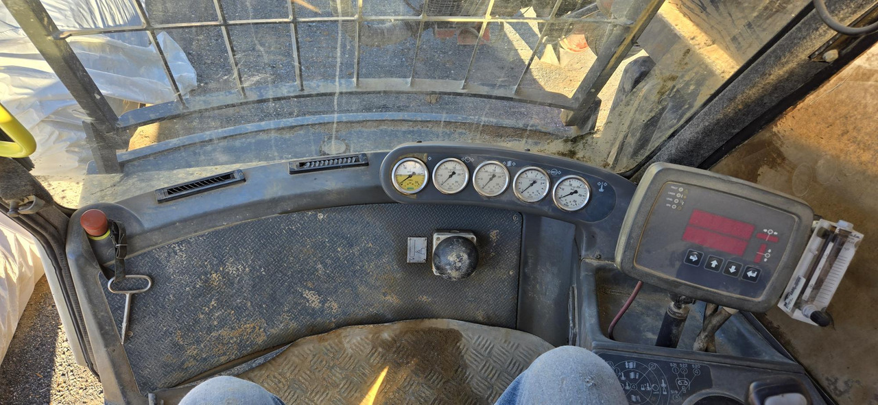 Sandvik DX800 - Foreuse: photos 5 Sandvik DX800 - Foreuse: photos 5