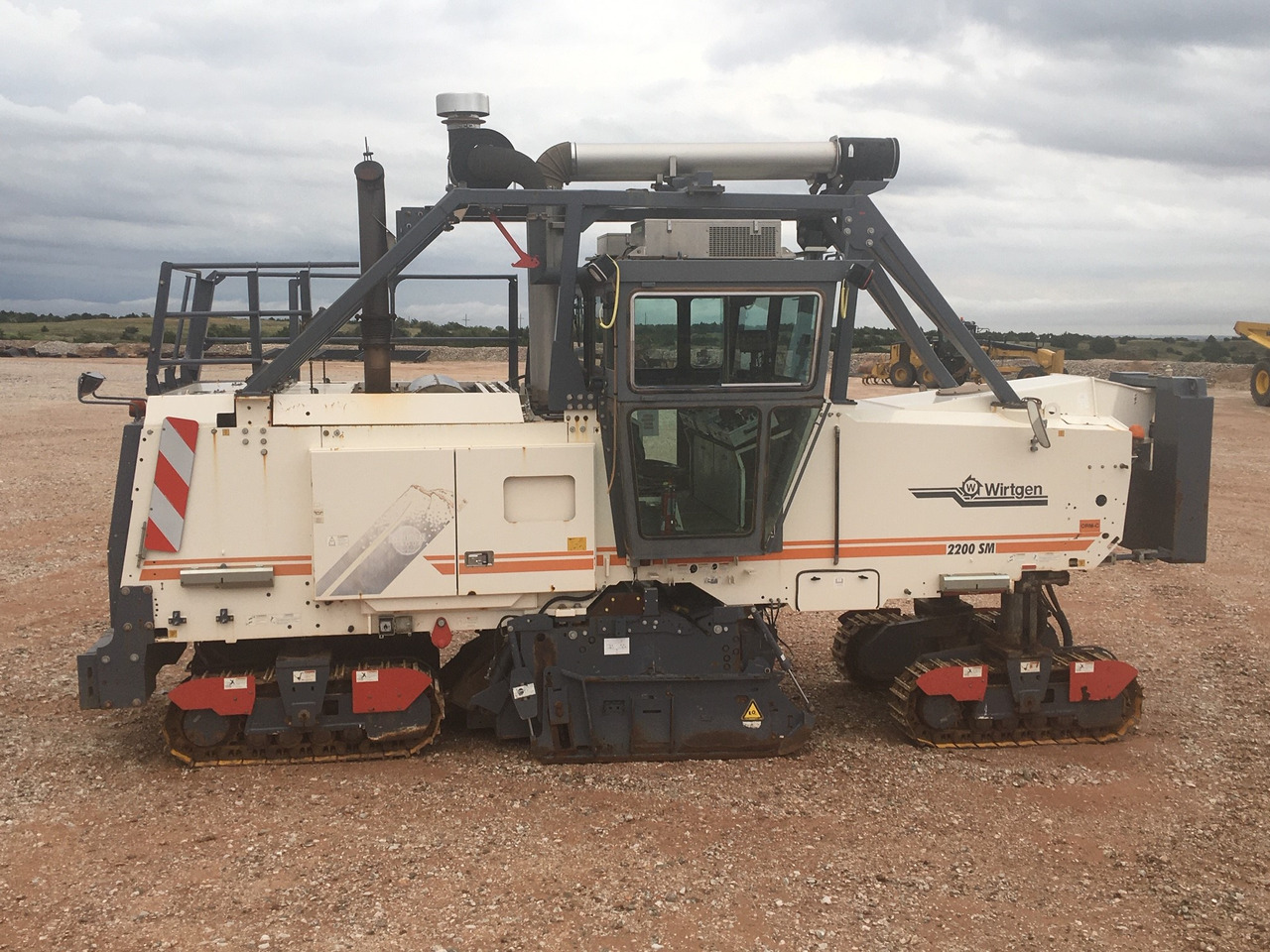 Wirtgen 2200 SM - Fraiseuse à froid: photos 2 Wirtgen 2200 SM - Fraiseuse à froid: photos 2