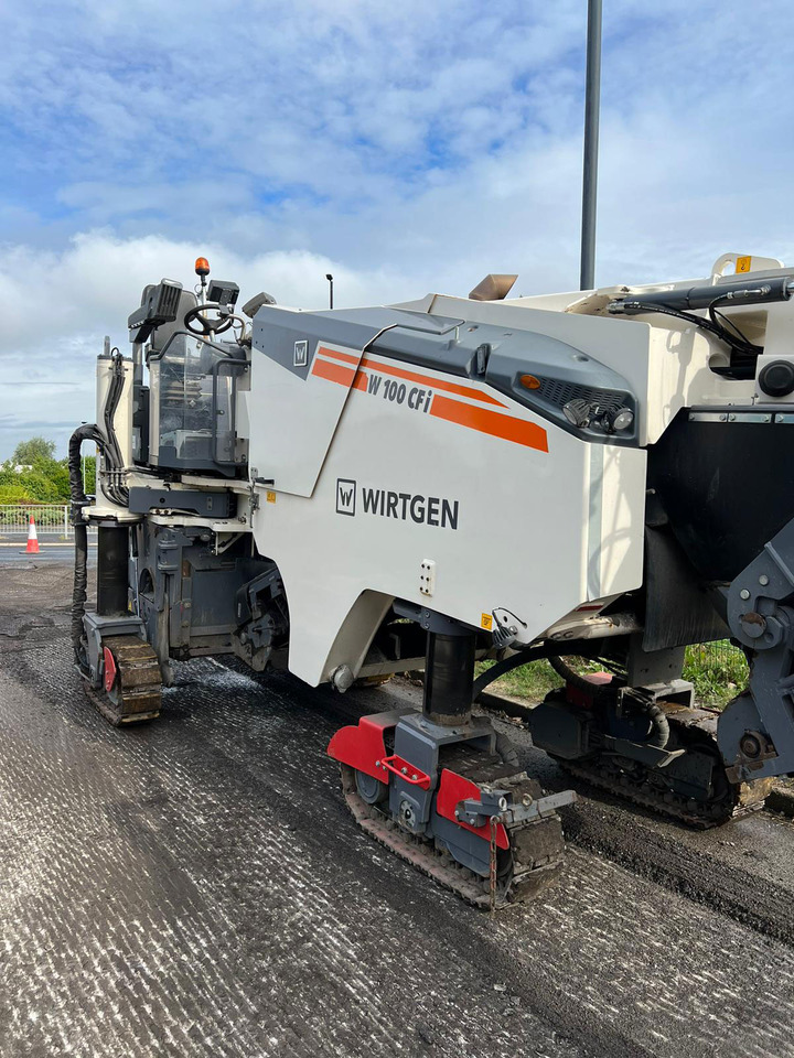 Wirtgen W 100 CFI - Fraiseuse à froid: photos 5 Wirtgen W 100 CFI - Fraiseuse à froid: photos 5