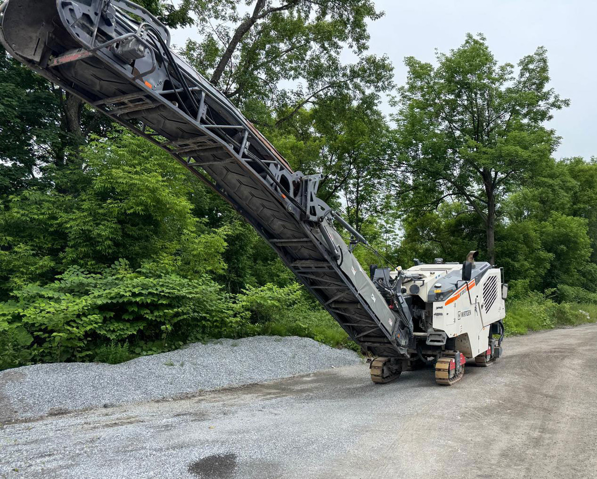 Wirtgen W 120 CFI - Fraiseuse à froid: photos 3 Wirtgen W 120 CFI - Fraiseuse à froid: photos 3