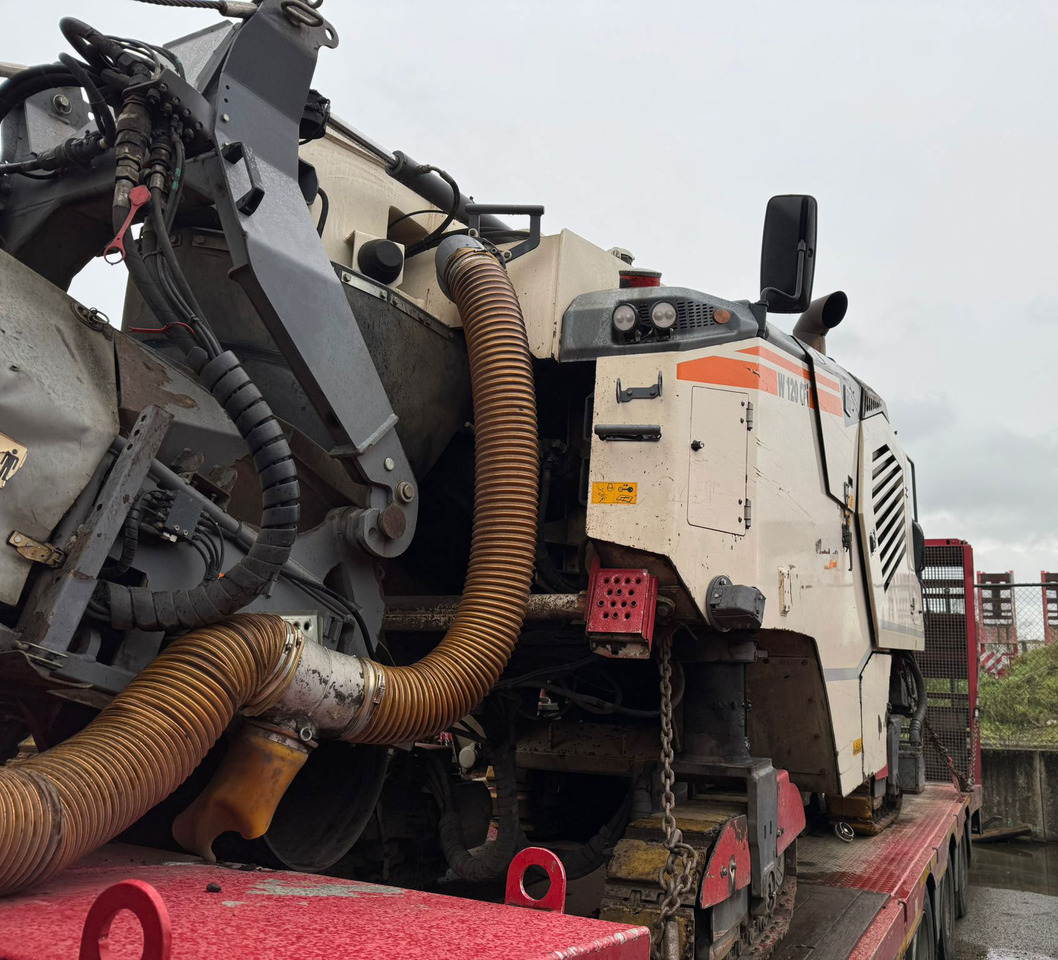 Wirtgen W 120 CFI - Fraiseuse à froid: photos 3 Wirtgen W 120 CFI - Fraiseuse à froid: photos 3