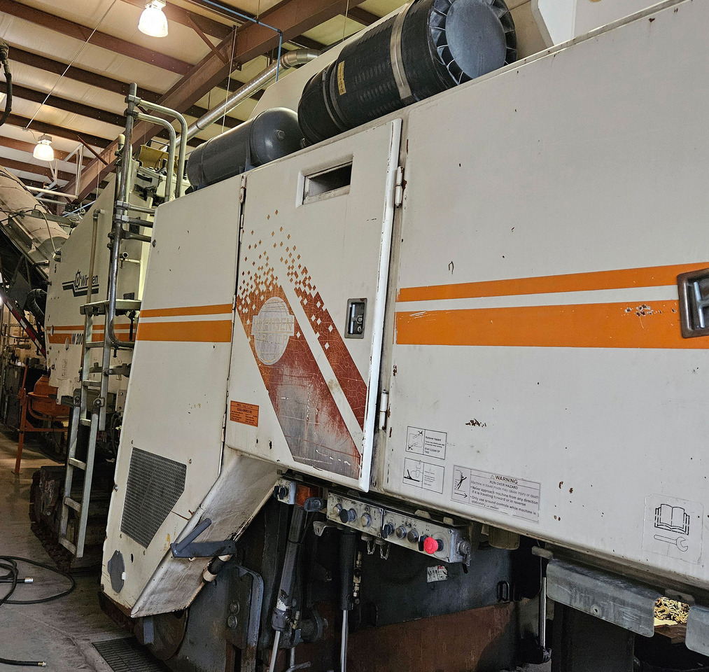 Wirtgen W 2000 - Fraiseuse à froid: photos 4 Wirtgen W 2000 - Fraiseuse à froid: photos 4