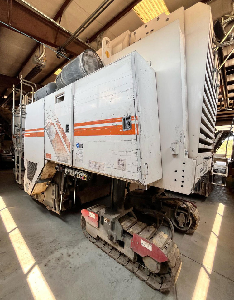 Wirtgen W 2000 - Fraiseuse à froid: photos 4 Wirtgen W 2000 - Fraiseuse à froid: photos 4