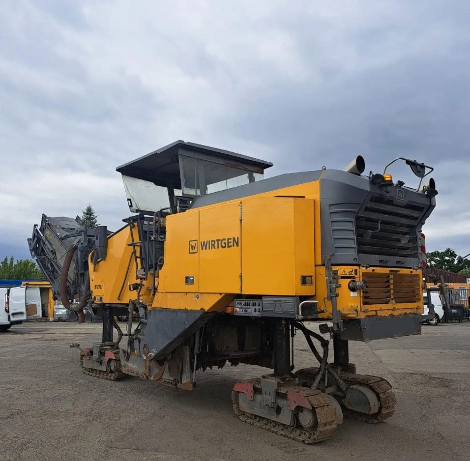 Wirtgen W 210 i - Fraiseuse à froid: photos 4 Wirtgen W 210 i - Fraiseuse à froid: photos 4