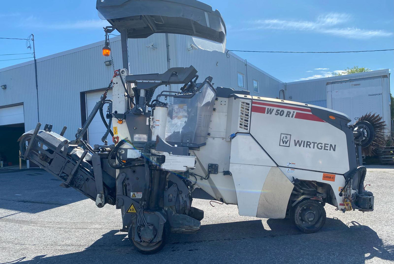 Wirtgen W 50 Ri - Fraiseuse à froid: photos 5 Wirtgen W 50 Ri - Fraiseuse à froid: photos 5